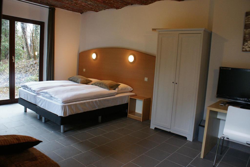 Parkhotel Villa Des Effats Vielsalm Oda fotoğraf